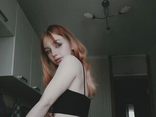 MaeEastes Private sex cam