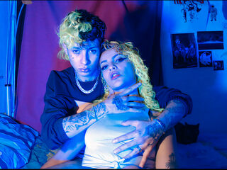DanAndLila Webcam Model Profile
