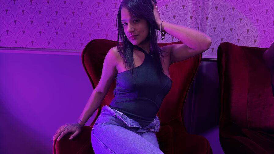 Anal sex, Cameltoe, Dancing, Dildo, Fingering, Oil, Roleplay, Squirt, Striptease, Zoom, Deepthroat, Footsex, Snapshot, Sph, Cosplay, Twerk