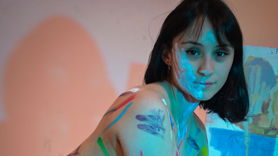 Watch AnnieBuny live on Amateur Porn
