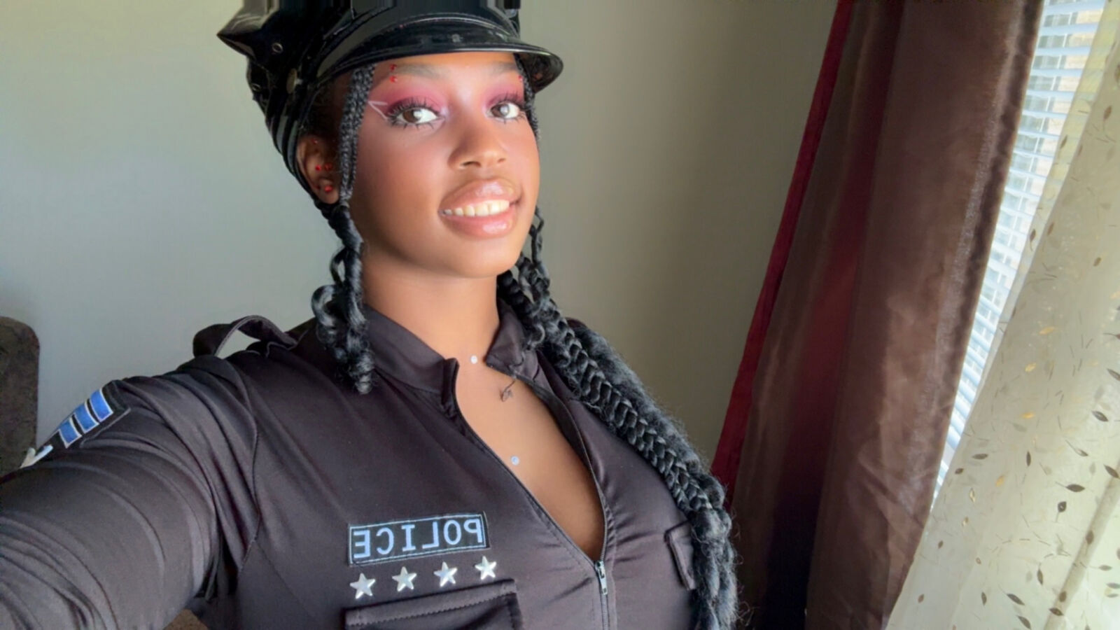 MistressMochaaa erotic portrait