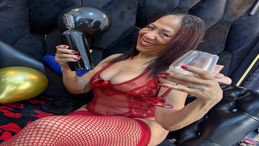 Watch devoramuks live on Cam Plug