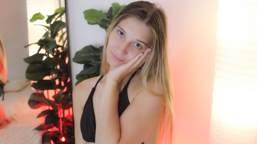LauraPurr's live cam