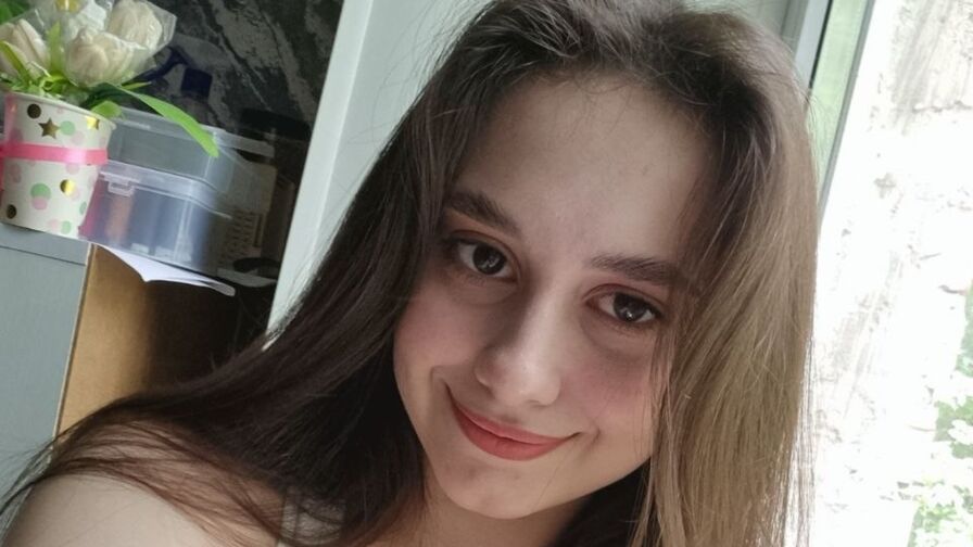 Live HD Nude Chat with LinnetKim