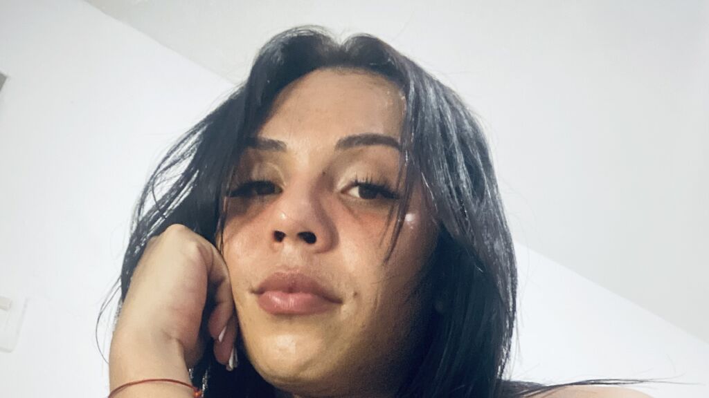 Live Chat with MelizzaGalindo on LiveJasmin