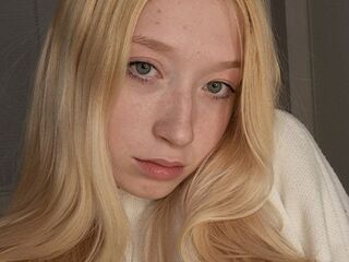 RexellaAlvey Blonde live cam girls