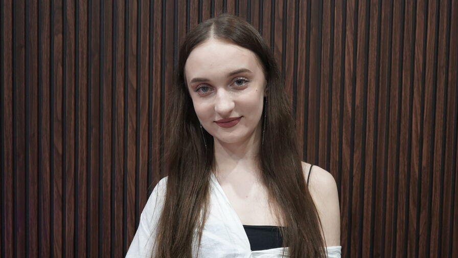 Watch MeganGreen live on Sexyouup