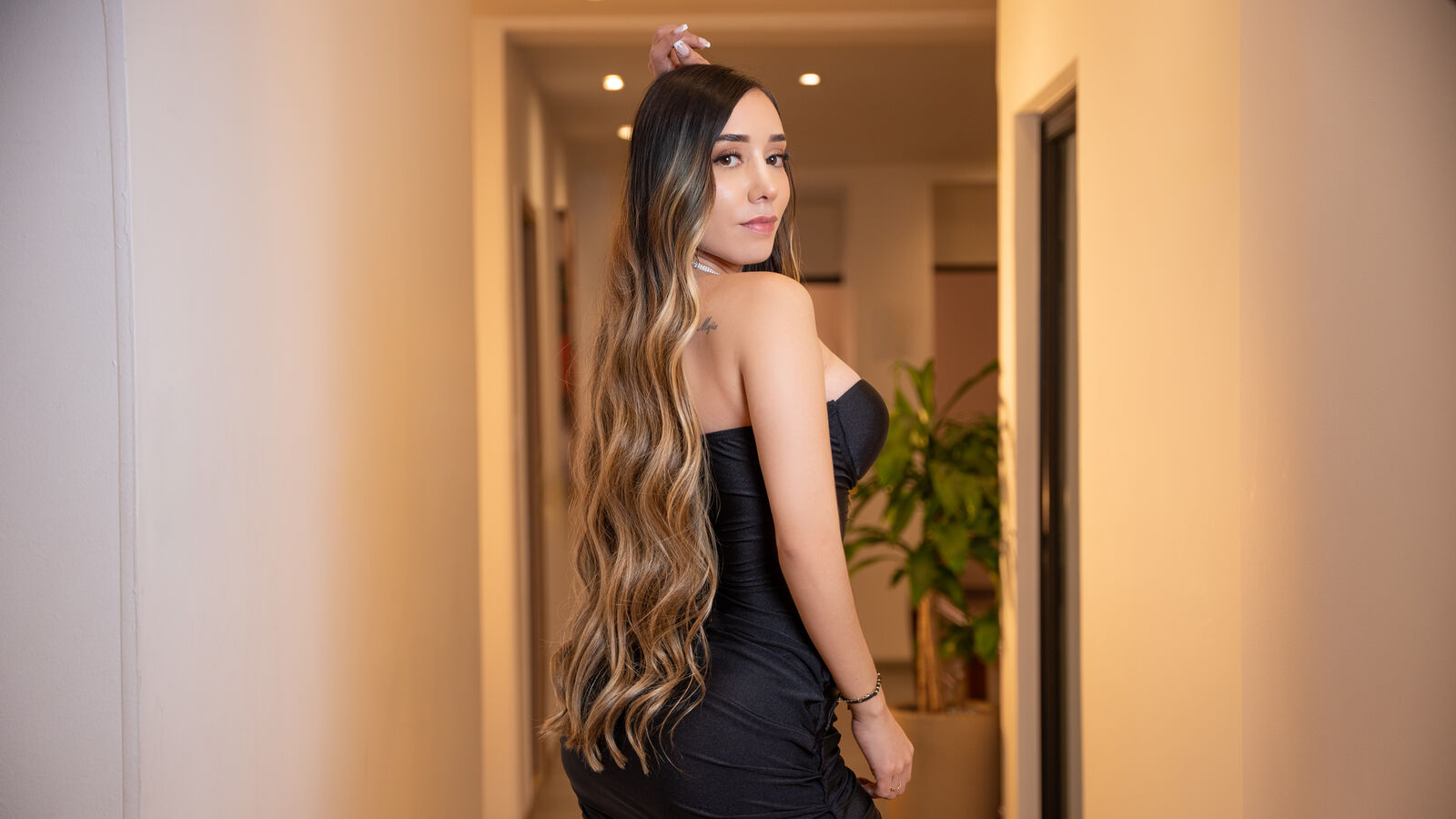 AlesandraMachado erotic portrait