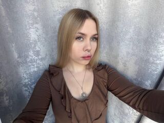 nude chatroom LilianaCross