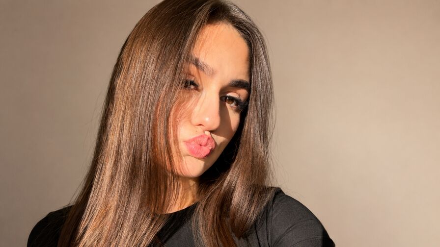 Join MiaMeyson on WinkySex.com