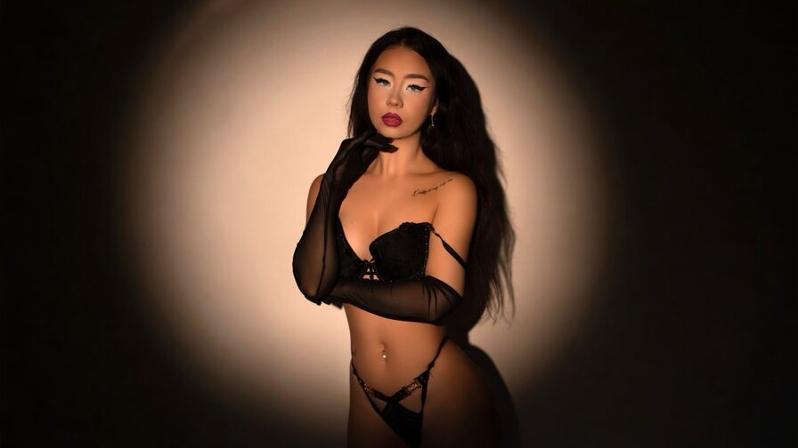 Enter to see naked EdenBright