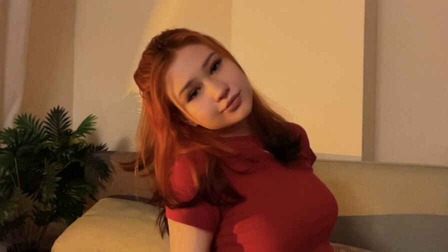 SaraMees live cam