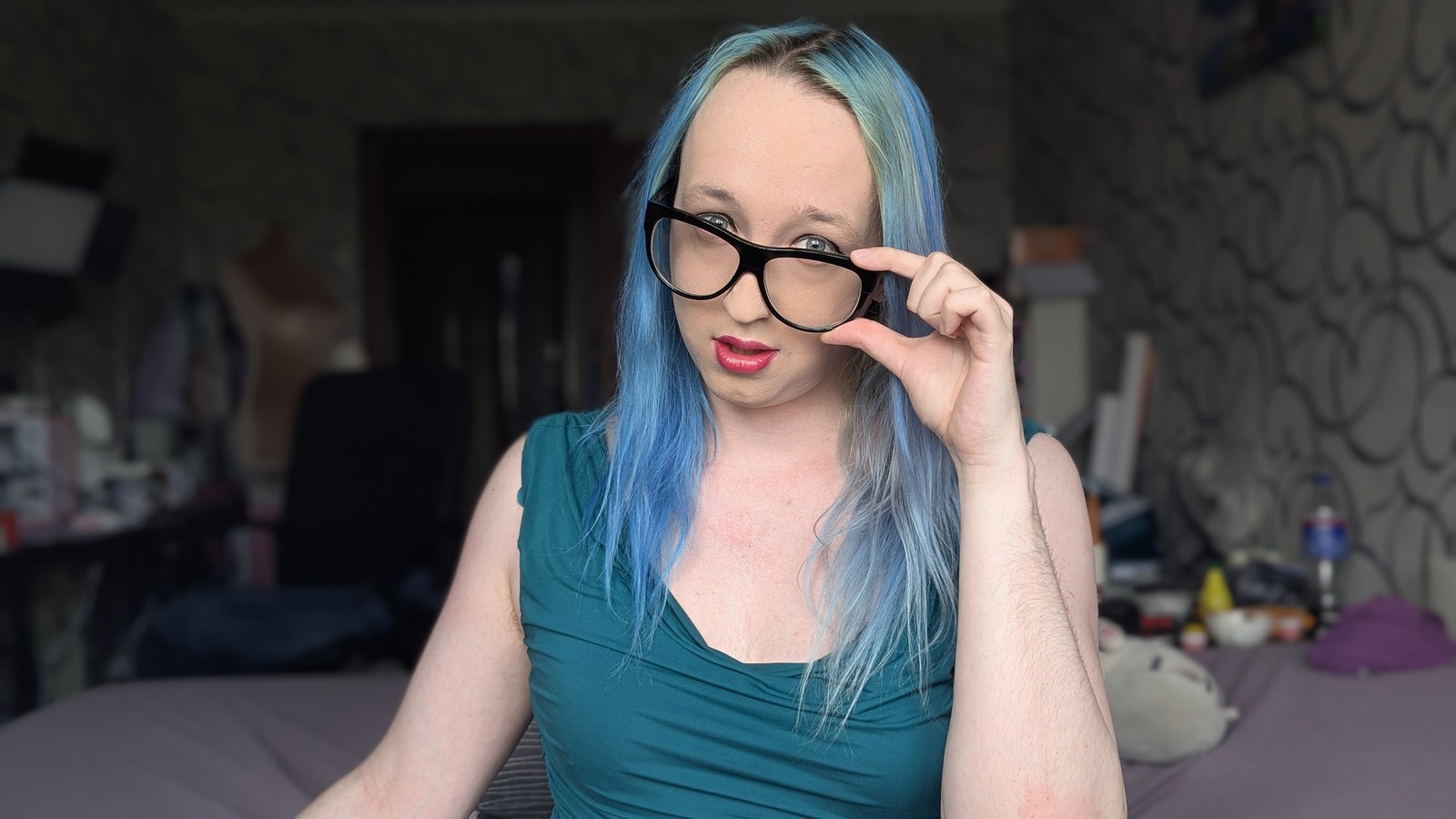 TrixySky erotic portrait