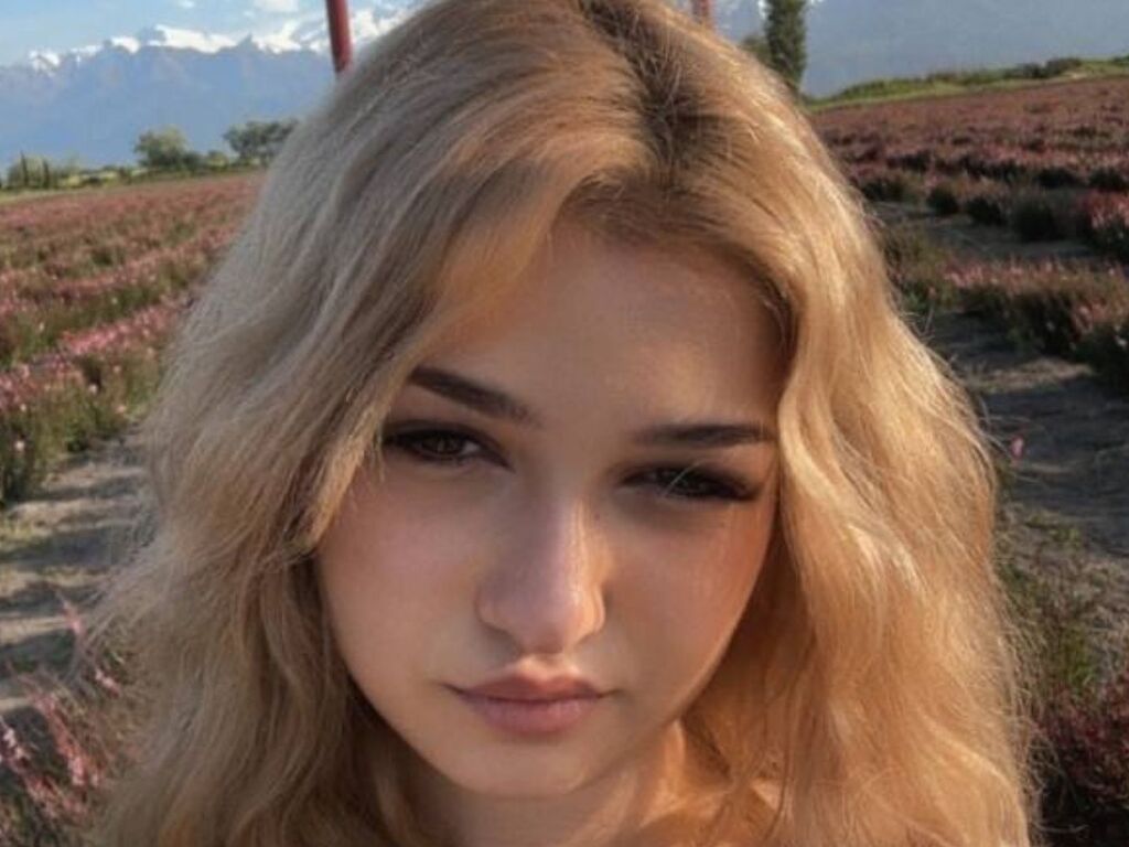CloudyFox private cam profile image