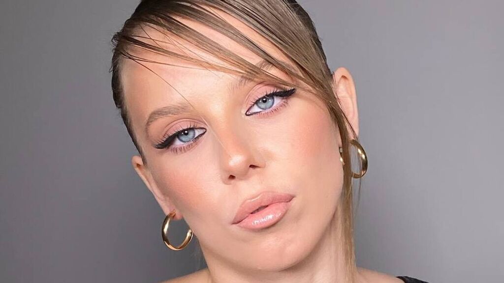 EvieBrens live cam model at LiveJasmin