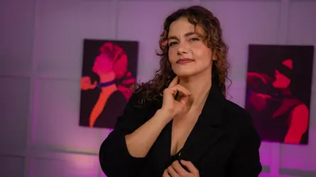 MaitresseDeborah's chat room