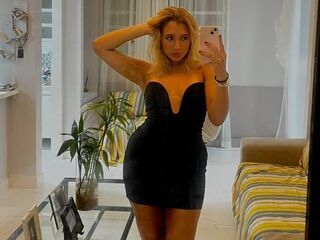 VIVO.webcam LunaVeller (20) girl with normal breasts