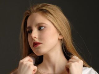 live cam show LexiReadway