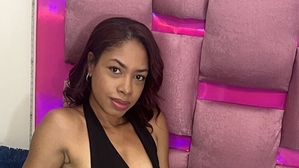  online at GirlsOfJasmin