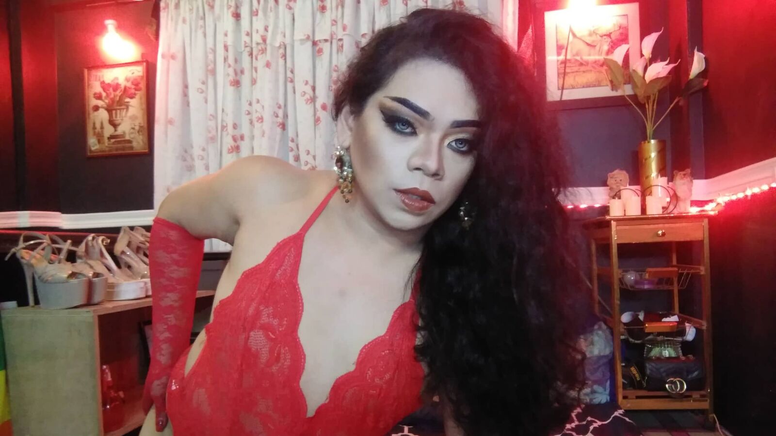 OliviaBarda erotic portrait