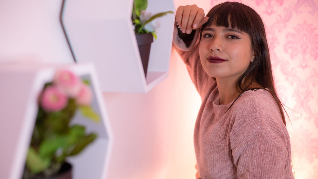  online at GirlsOfJasmin