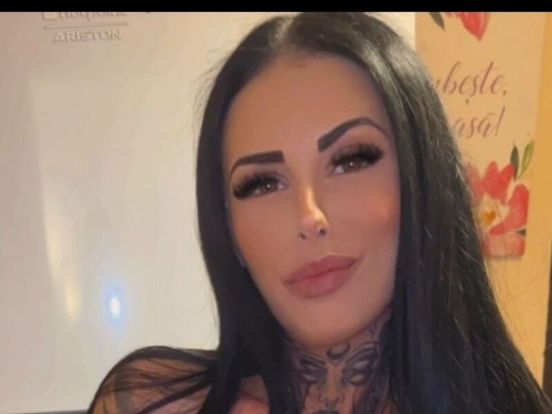 AshleyvonPage