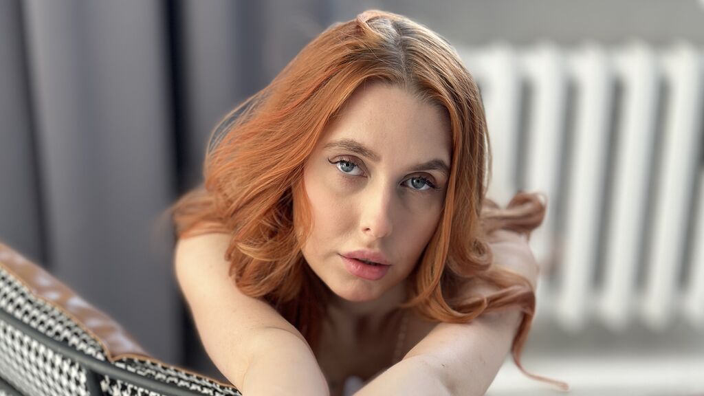 BreeDensford live cam model at LiveJasmin