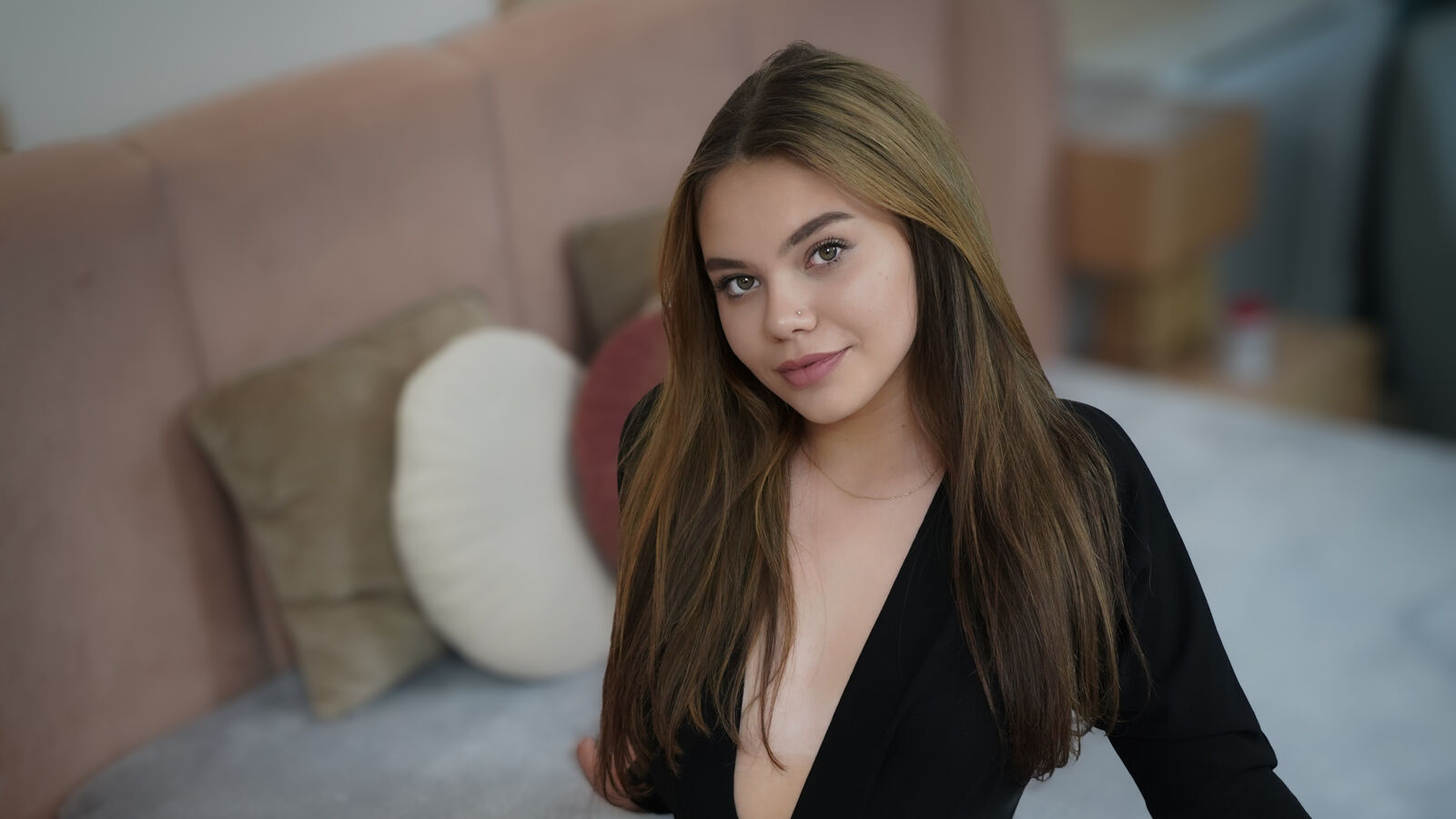 MonicaBriz erotic portrait