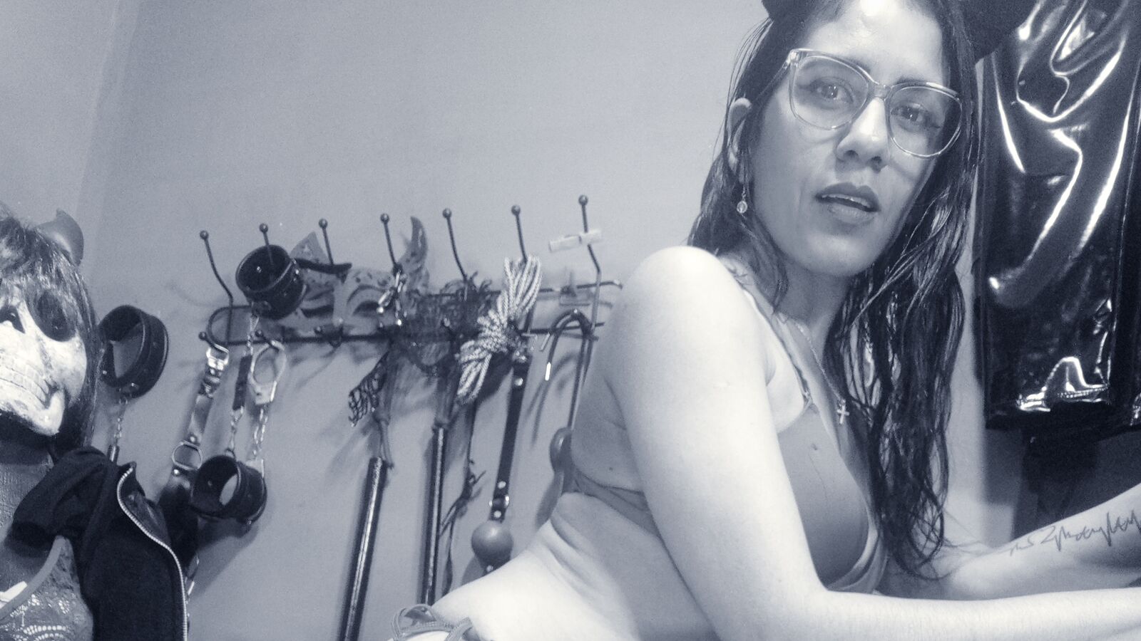 IsabellaJeon glamour portrait