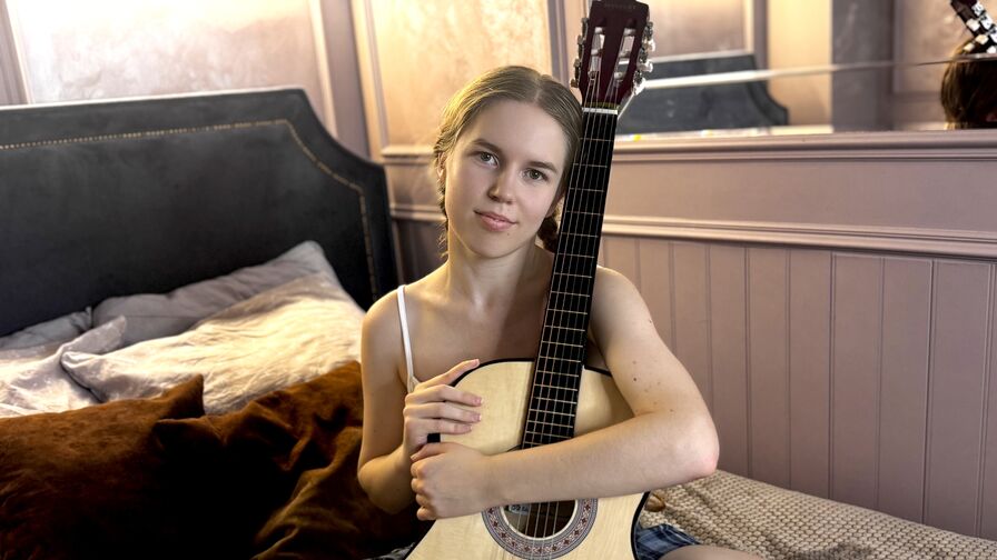 AlidaBrice