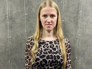 random chatroom AliciaHars