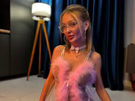 Chat with AmityHarwick