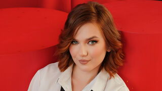 Free Nude LessiSmith