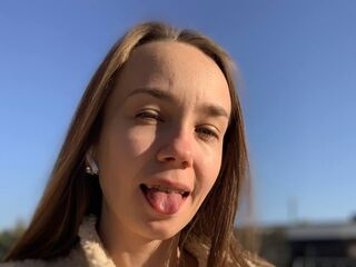 online live sex cam ArletteCharity