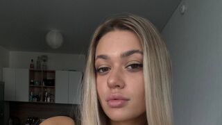 Free Nude JeanWillyams