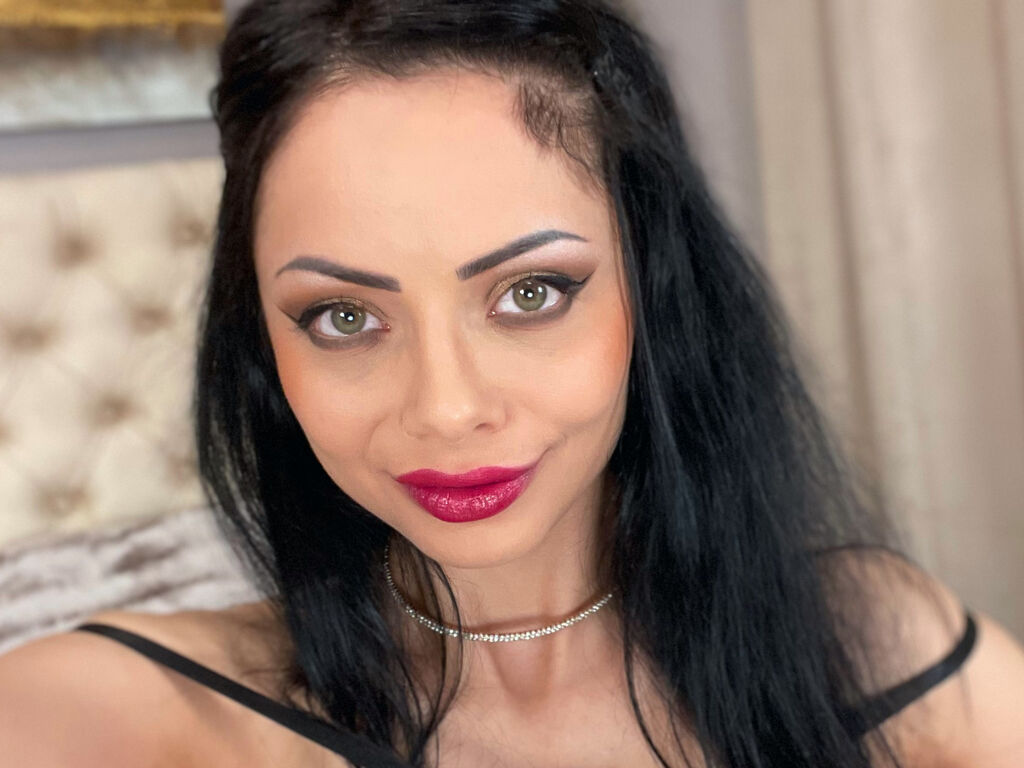 VeronicaQuinn Profile Image