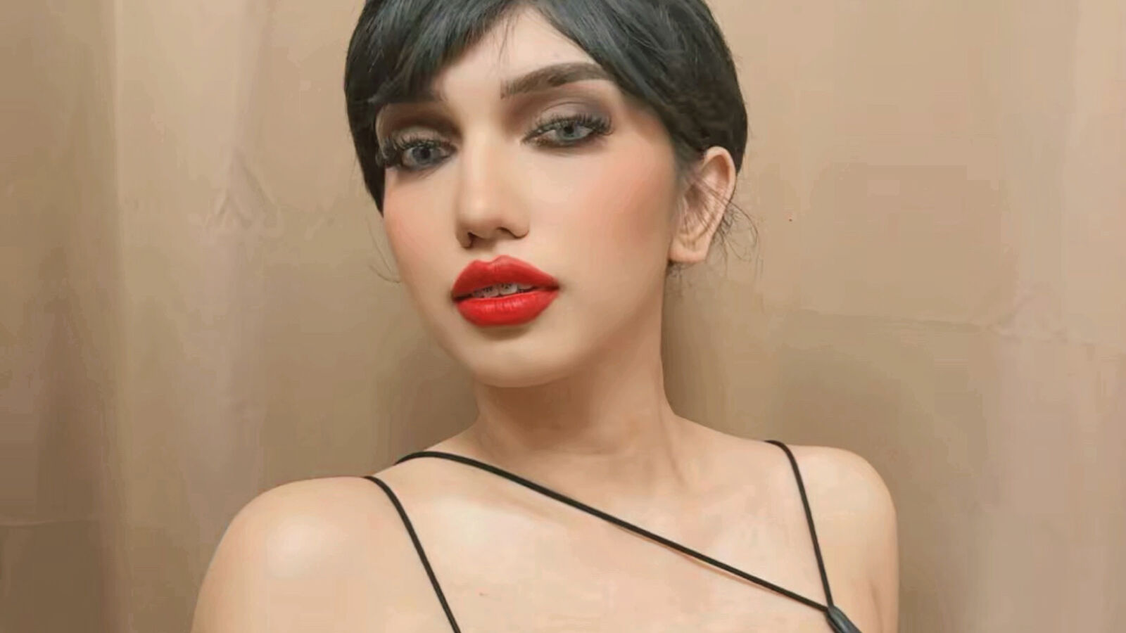StaceyJohnson glamour portrait