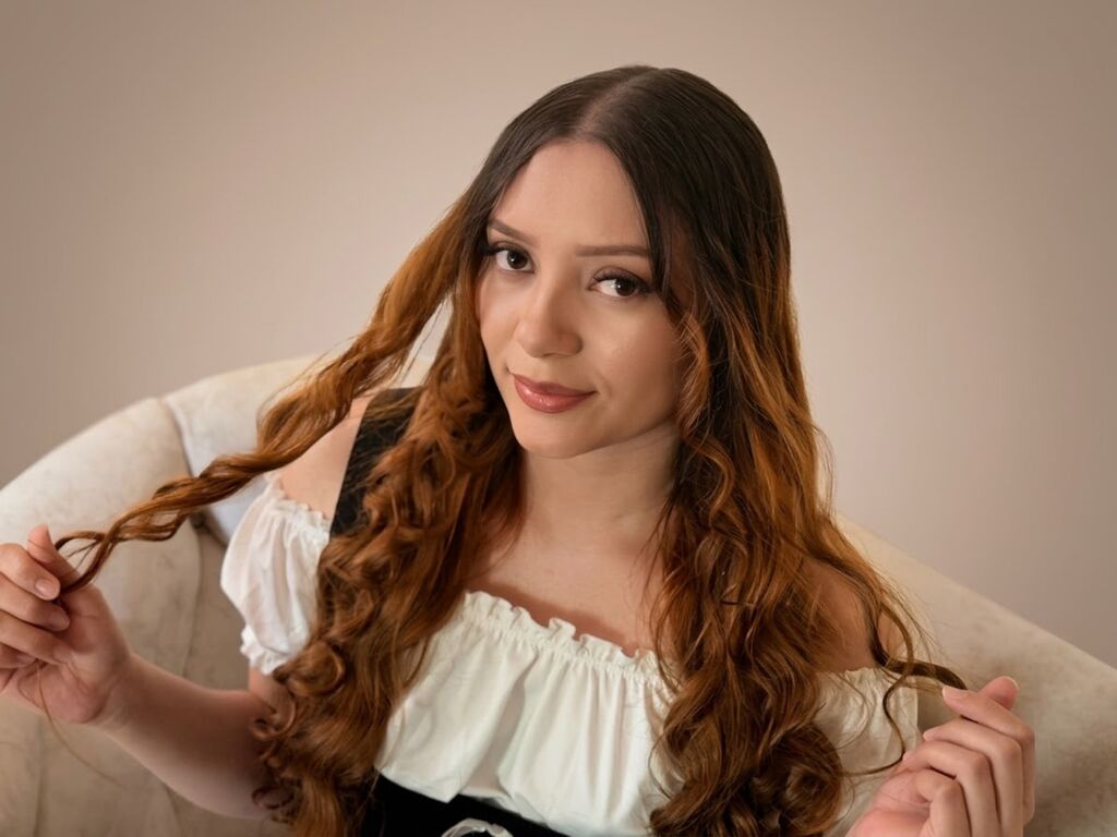 SaraDrew LiveJasmin adult webcam model