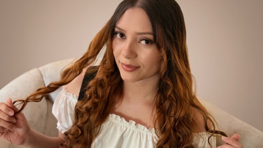 Watch SaraDrew live on Amateur Porn