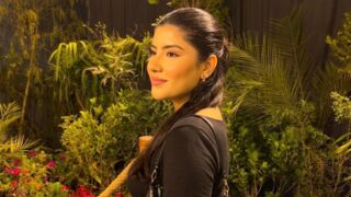 SaraLily LiveJasmin spy show preview