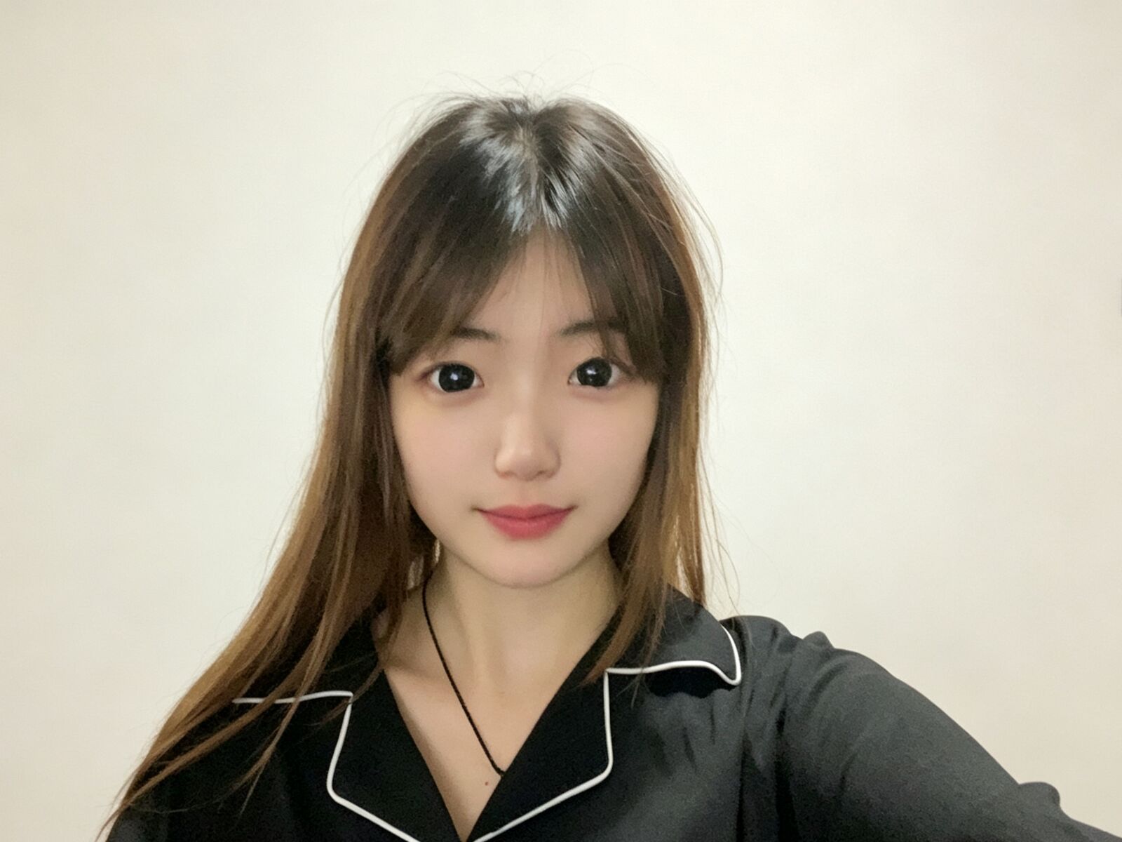 Live cam for ClaraHui
