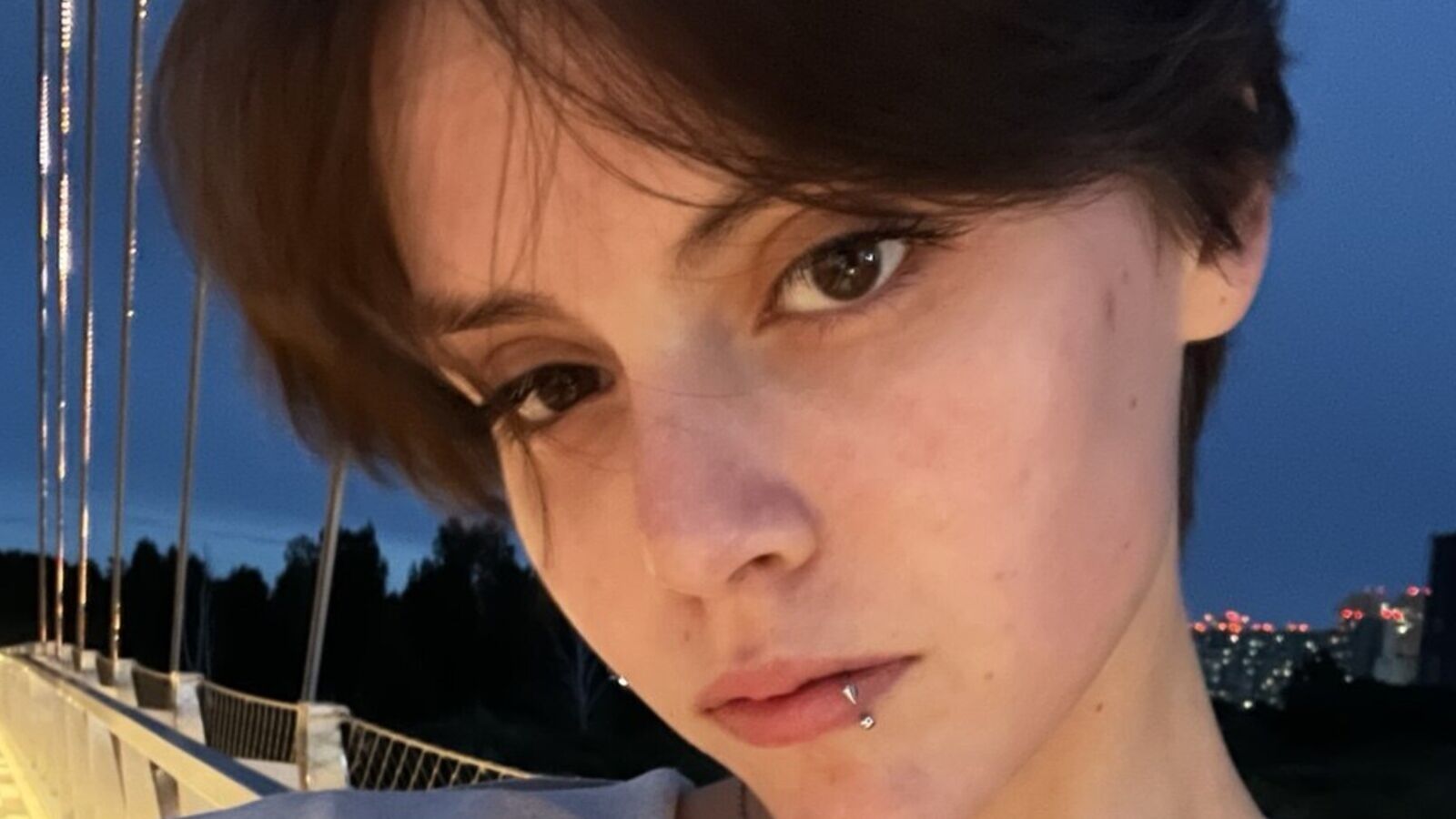 ShirlyQuerio erotic portrait