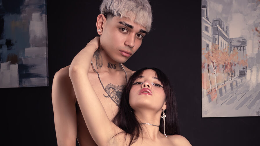 Live Sex Chat with AriaAndKahel