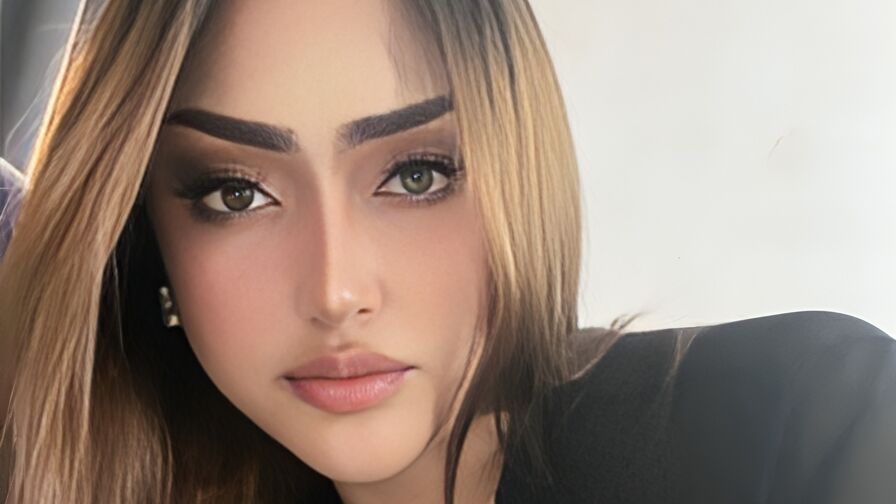 Watch BellaDaza live on freshseotools.com
