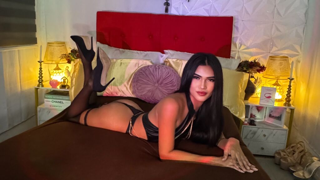Sex chat gratuit in direct cu EllaEverhart pe LiveJasmin