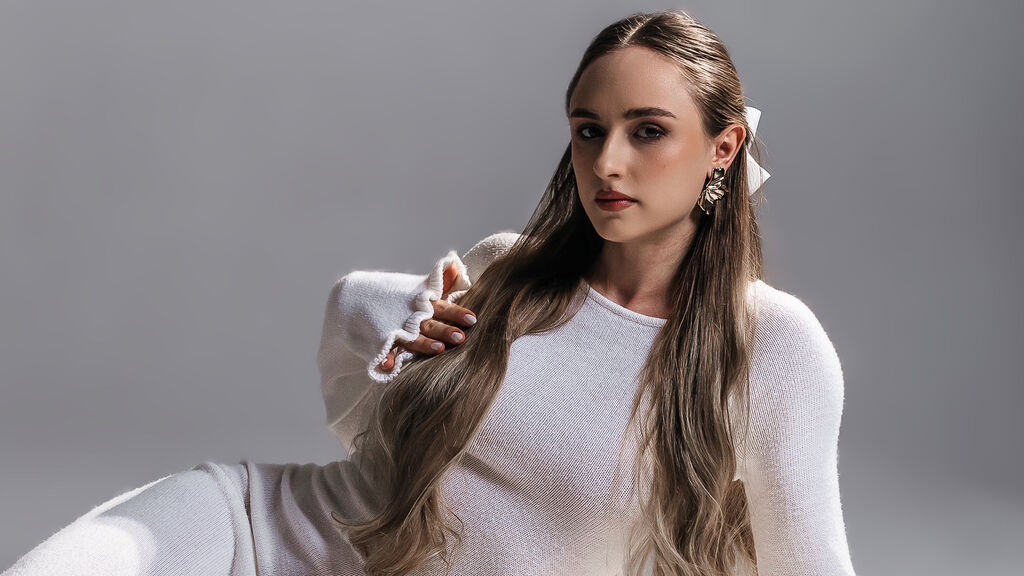 DannaWhite live cam model at LiveJasmin