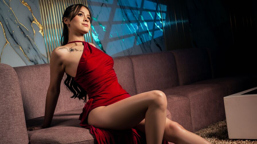 GaiaHale live cam model