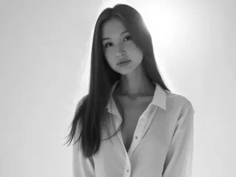 Chat with AstridManning