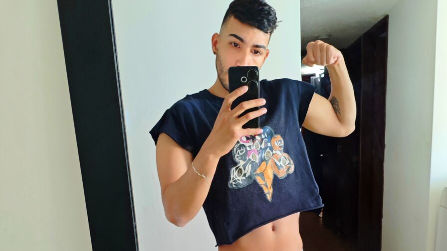 MattewScott – Male | She Tabe