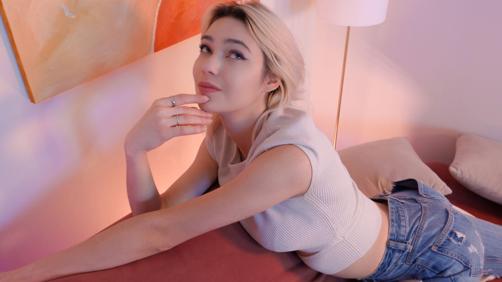 AlysiaBennet erotic portrait